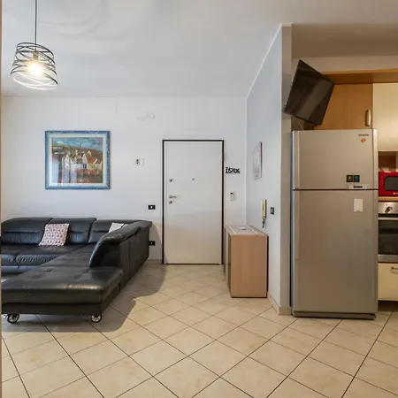 5 Minuti Dal Mare E Parco Naturale- Casa Moderna Con Veranda Апартаменты Куарту-Сант'Элена